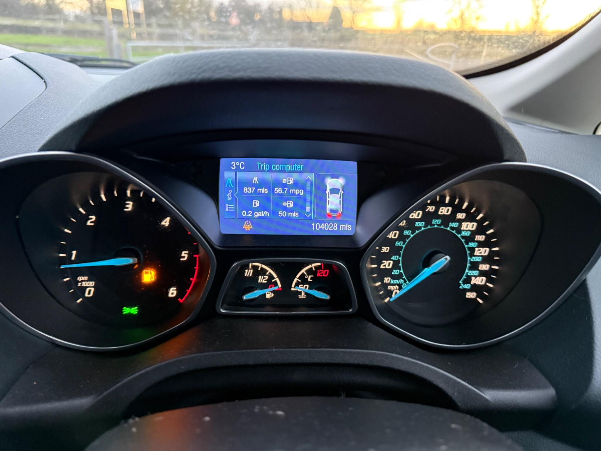 Ford C-Max 1.6 TDCi Titanium Euro 5 5dr — photo 99 of 104